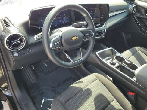 New 2026 Chevrolet Equinox LT FWD image 18