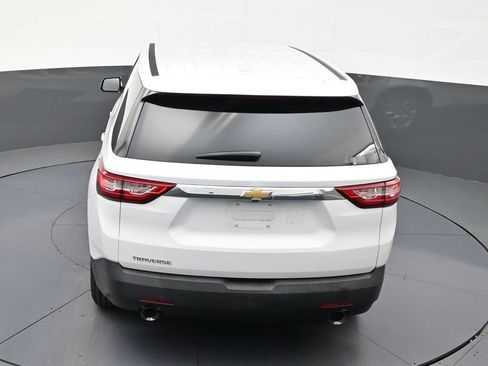Used 2020 Chevrolet Traverse LS FWD image 15