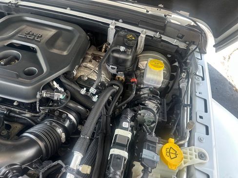 Used 2023 Jeep Wrangler Sahara w/ Cold Weather Group image 27