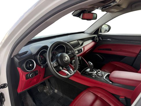 Used 2020 Alfa Romeo Stelvio w/ Nero Edizione RWD image 9