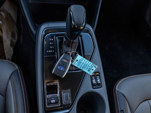 New 2026 Subaru Crosstrek 2.5i Limited w/ Crosstrek Mirror Package image 25