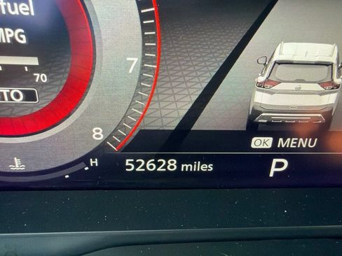 Used 2022 Nissan Rogue Platinum w/ Head-Up Display Package AWD/4WD image 12