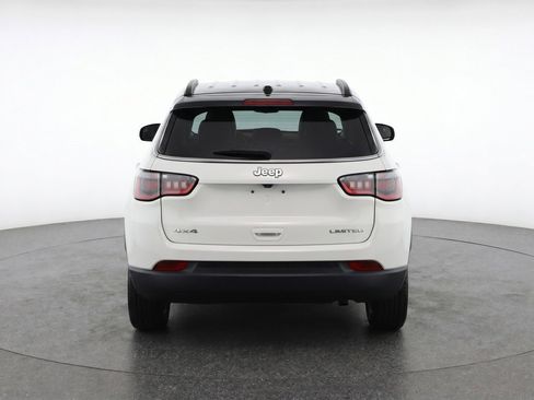 Used 2025 Jeep Compass Limited AWD/4WD image 7
