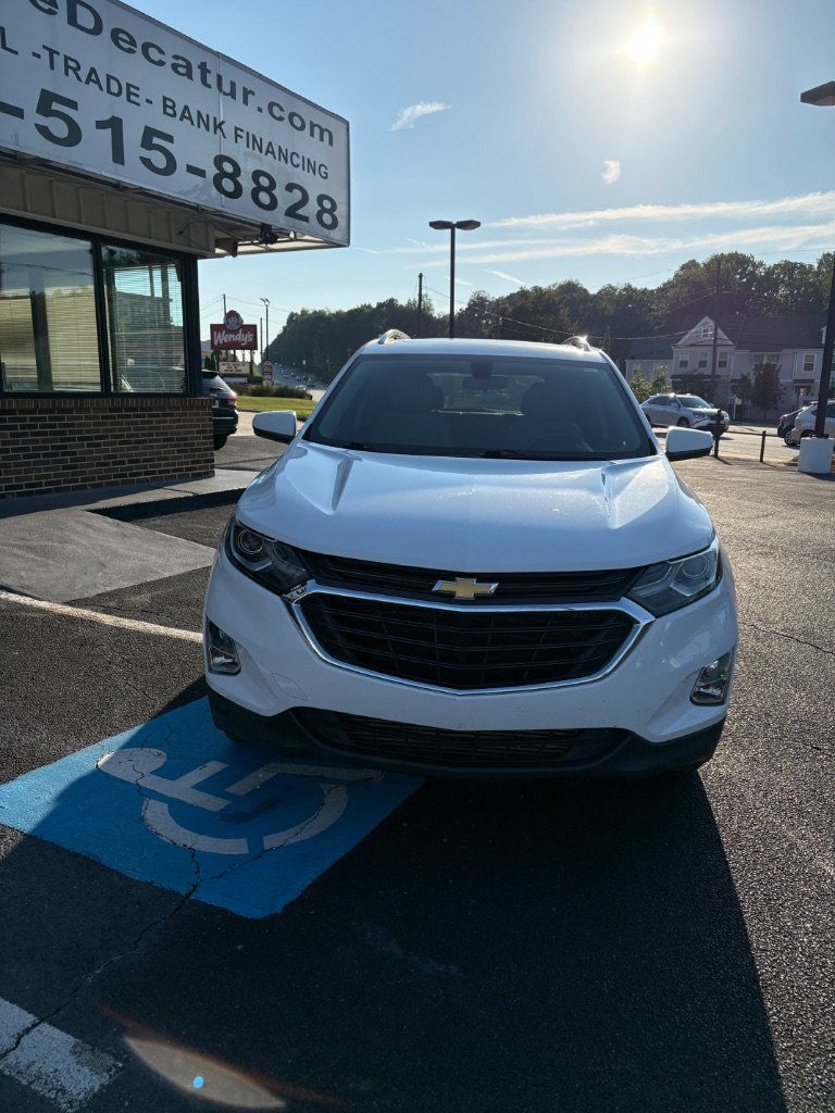 Used 2019 Chevrolet Equinox LT FWD image 2