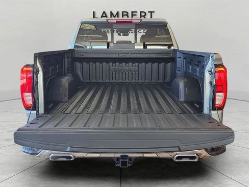 New 2026 GMC Sierra 1500 SLE image 13