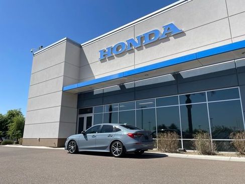 Used 2022 Honda Civic Touring image 19