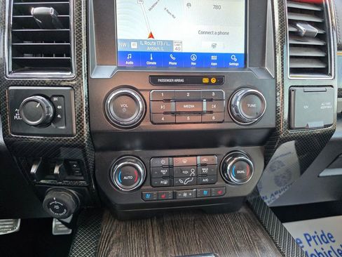 Used 2021 Ford F250 Lariat w/ Lariat Ultimate Package AWD/4WD image 66