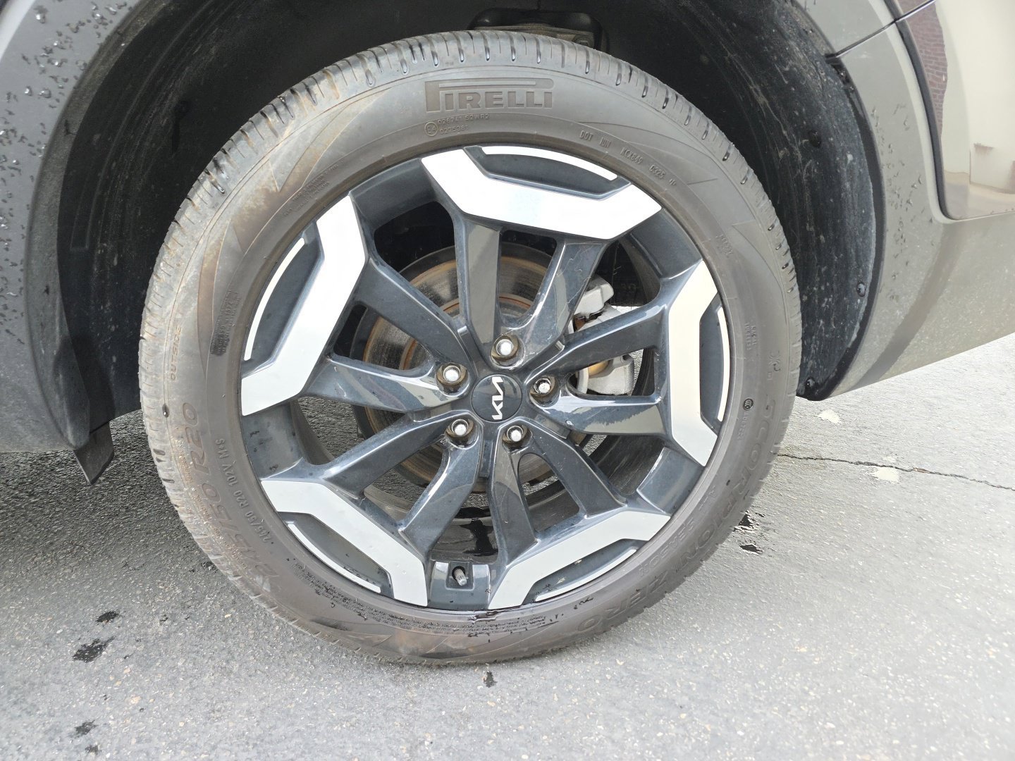Used 2025 Kia Telluride EX w/ EX Captain's Chair Package AWD/4WD image 26