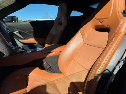 Used 2017 Chevrolet Corvette Stingray Coupe image 10