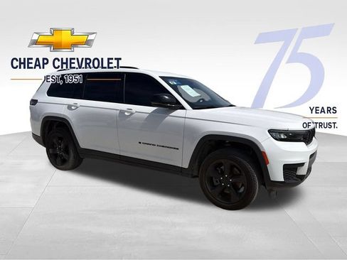 Used 2022 Jeep Grand Cherokee L Laredo AWD/4WD image 7