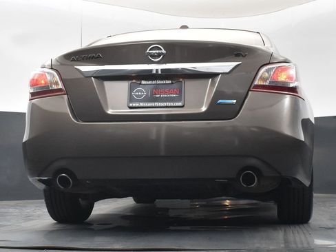 Used 2013 Nissan Altima 2.5 SV image 40