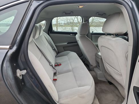 Used 2010 Chevrolet Impala LT image 12