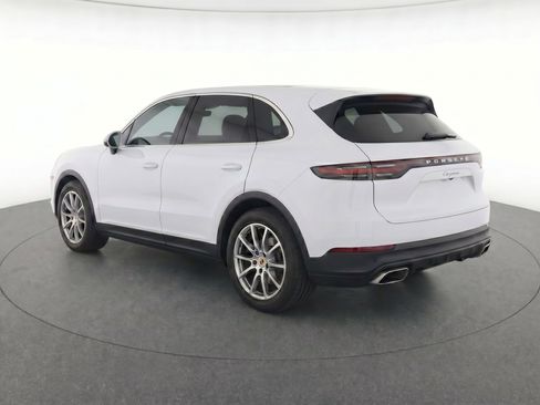 Used 2020 Porsche Cayenne AWD/4WD image 3