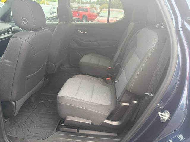 Used 2023 Chevrolet Traverse LT w/ Rear Camera Mirror Package AWD/4WD image 30