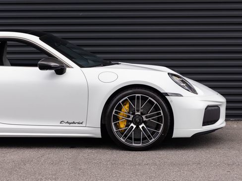 Used 2026 Porsche 911 Turbo S AWD/4WD image 9
