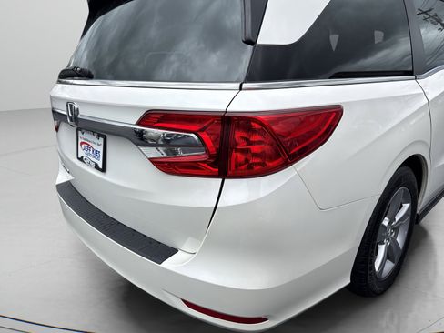 Used 2018 Honda Odyssey EX-L image 5