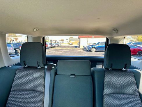 Used 2018 Toyota 4Runner 4WD image 29