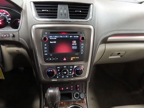 Used 2013 GMC Acadia Denali image 21