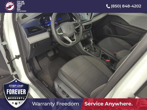 Used 2022 Volkswagen Taos SE FWD image 10