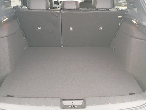 New 2026 Nissan Kicks SR w/ Cold Weather Package AWD/4WD image 8