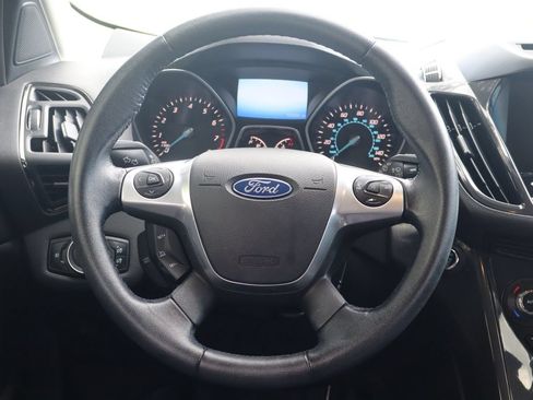 Used 2015 Ford Escape Titanium w/ Equipment Group 301A AWD/4WD image 18