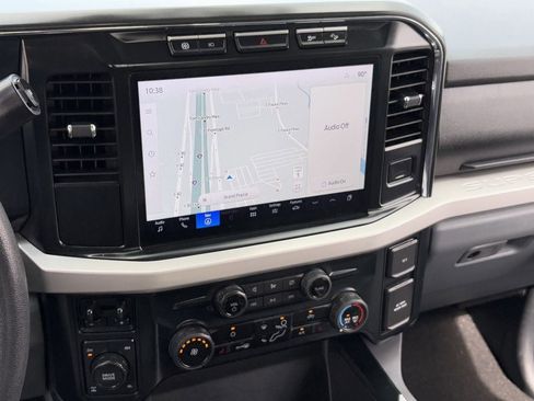 Used 2023 Ford F250 XLT w/ XLT Premium Package AWD/4WD image 19