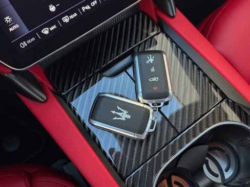 Used 2024 Maserati GranTurismo Trofeo image 43