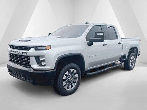 Used 2023 Chevrolet Silverado 2500 Custom w/ Custom Value Package AWD/4WD image 3