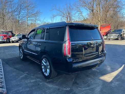 Used 2017 Cadillac Escalade Premium Luxury image 6