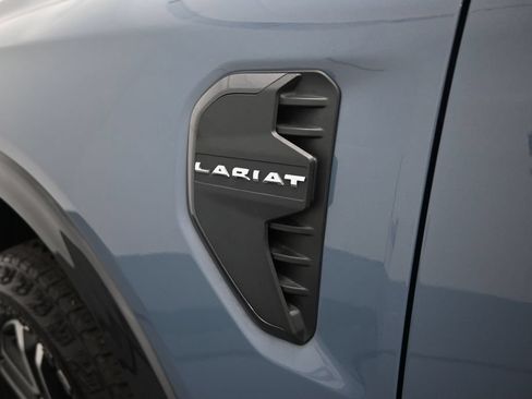 Used 2024 Ford Ranger Lariat w/ FX4 Off-Road Package AWD/4WD image 11
