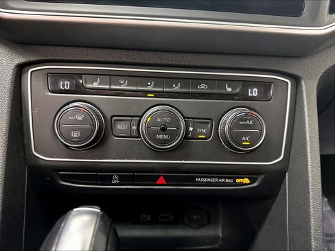 Used 2019 Volkswagen Atlas SE w/ Panoramic Sunroof Package AWD/4WD image 16
