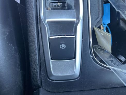 Used 2023 Subaru Ascent Limited w/ Technology Package AWD/4WD image 42
