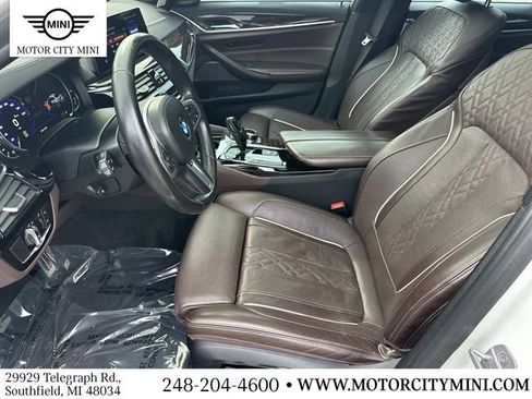 Used 2018 BMW M550i xDrive w/ Driving Assistance Package AWD/4WD image 22