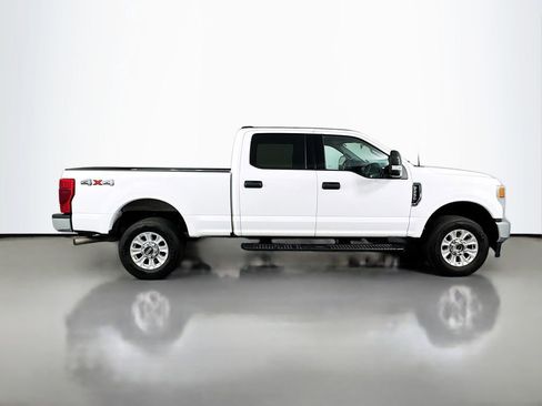 Used 2022 Ford F250 XLT AWD/4WD image 4