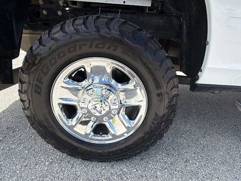Used 2023 RAM 2500 Tradesman w/ Chrome Appearance Group image 22