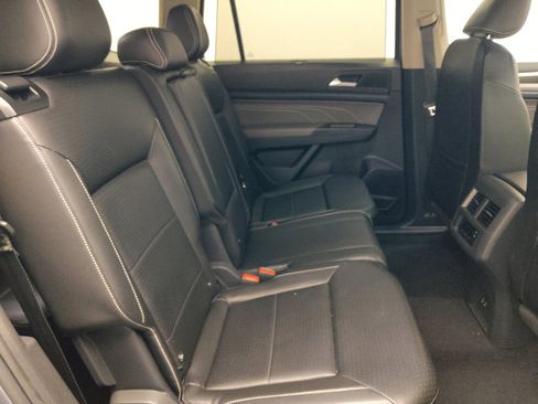Used 2023 Volkswagen Atlas SE w/ Black Wheel Package FWD image 19