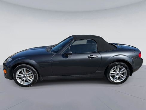 Used 2015 MAZDA MX-5 Miata Sport image 6