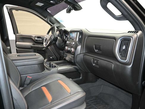 Used 2021 GMC Sierra 2500 AT4 w/ AT4 Premium Plus Package AWD/4WD image 30