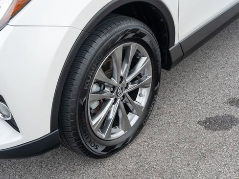 Used 2017 Toyota RAV4 Limited FWD image 12