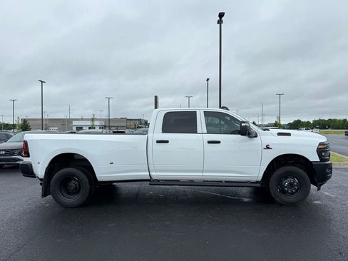 Used 2025 RAM 3500 Tradesman AWD/4WD image 4