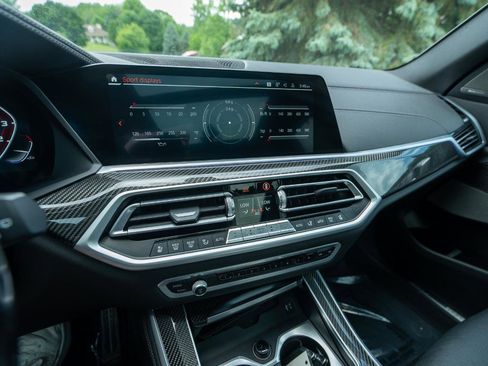 Used 2021 BMW X5 M50i AWD/4WD image 44