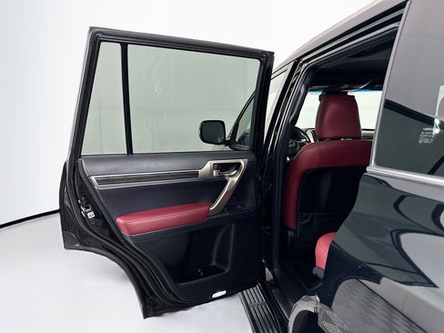 Used 2020 Lexus GX 460 Premium image 27