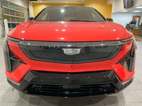 New 2026 Cadillac Optiq Sport 2 AWD/4WD image 9