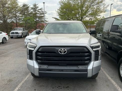 Used 2024 Toyota Tundra SR5 image 3
