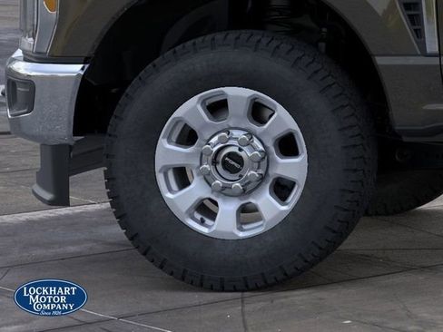 New 2025 Ford F250 XLT w/ 360-Degree Camera Package image 19
