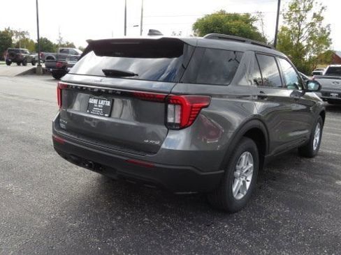 New 2026 Ford Explorer Active image 7