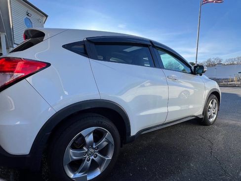 Used 2016 Honda HR-V EX image 25