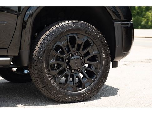 New 2026 GMC Sierra 2500 Denali Ultimate w/ LPO, Black Badging Package AWD/4WD image 10