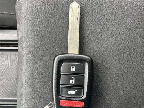 Used 2019 Honda CR-V LX image 14