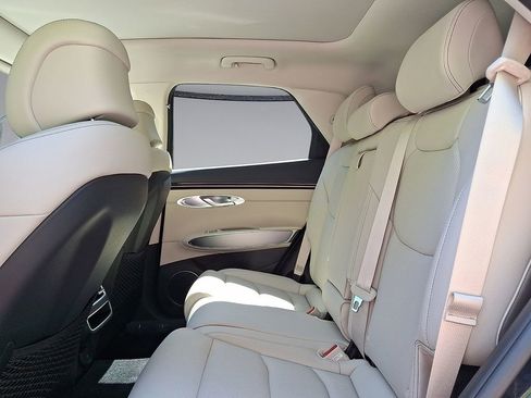 New 2026 Genesis GV70 2.5T Select AWD/4WD image 13